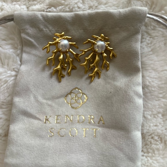Kendra Scott Earrings - Picture 3 of 7